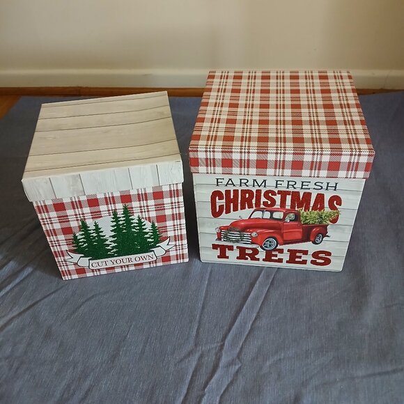 Christmas empty gift box x 2 excellent condition - Picture 1 of 5